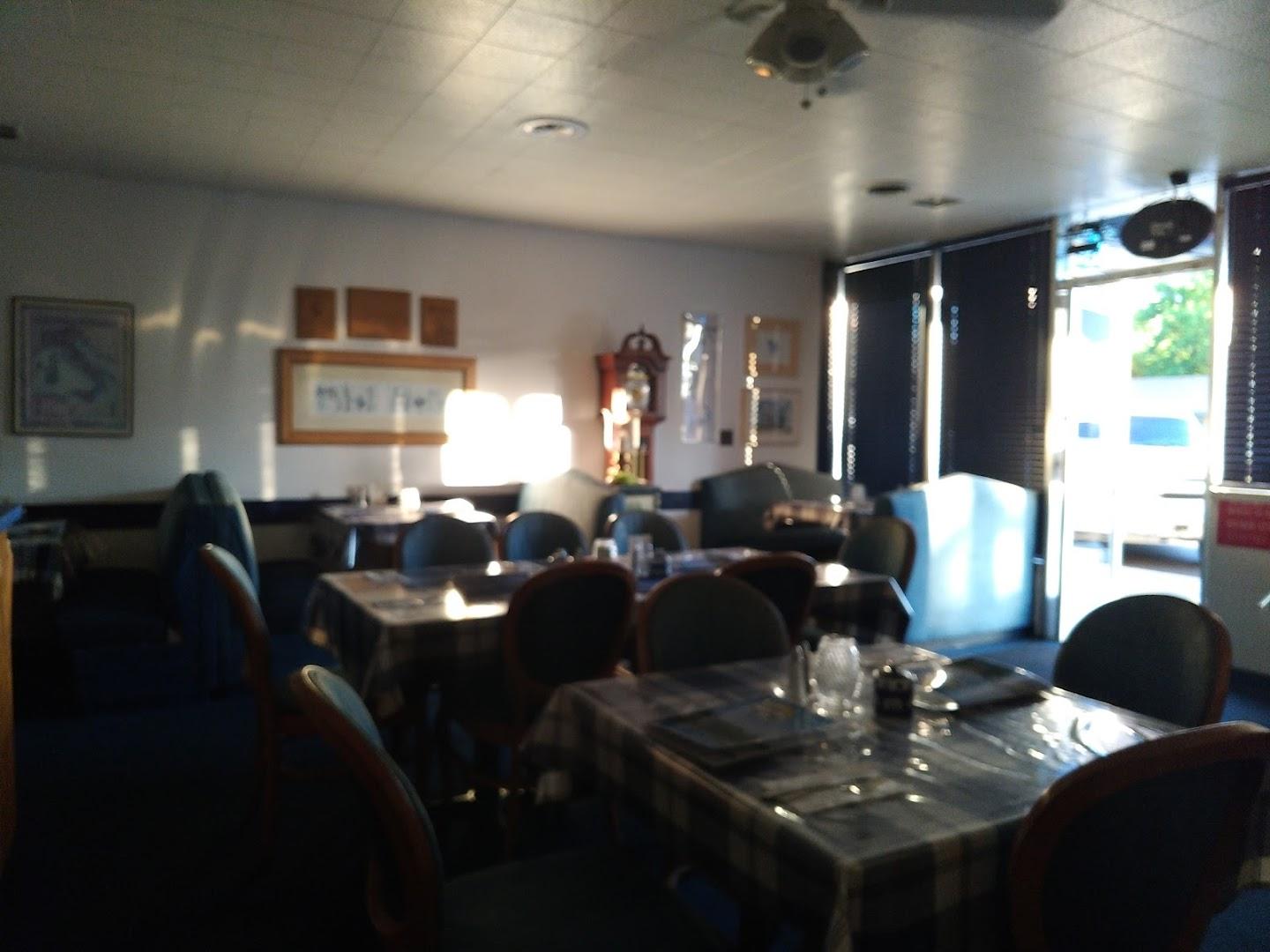 De Parsia's Restaurant & Catering
